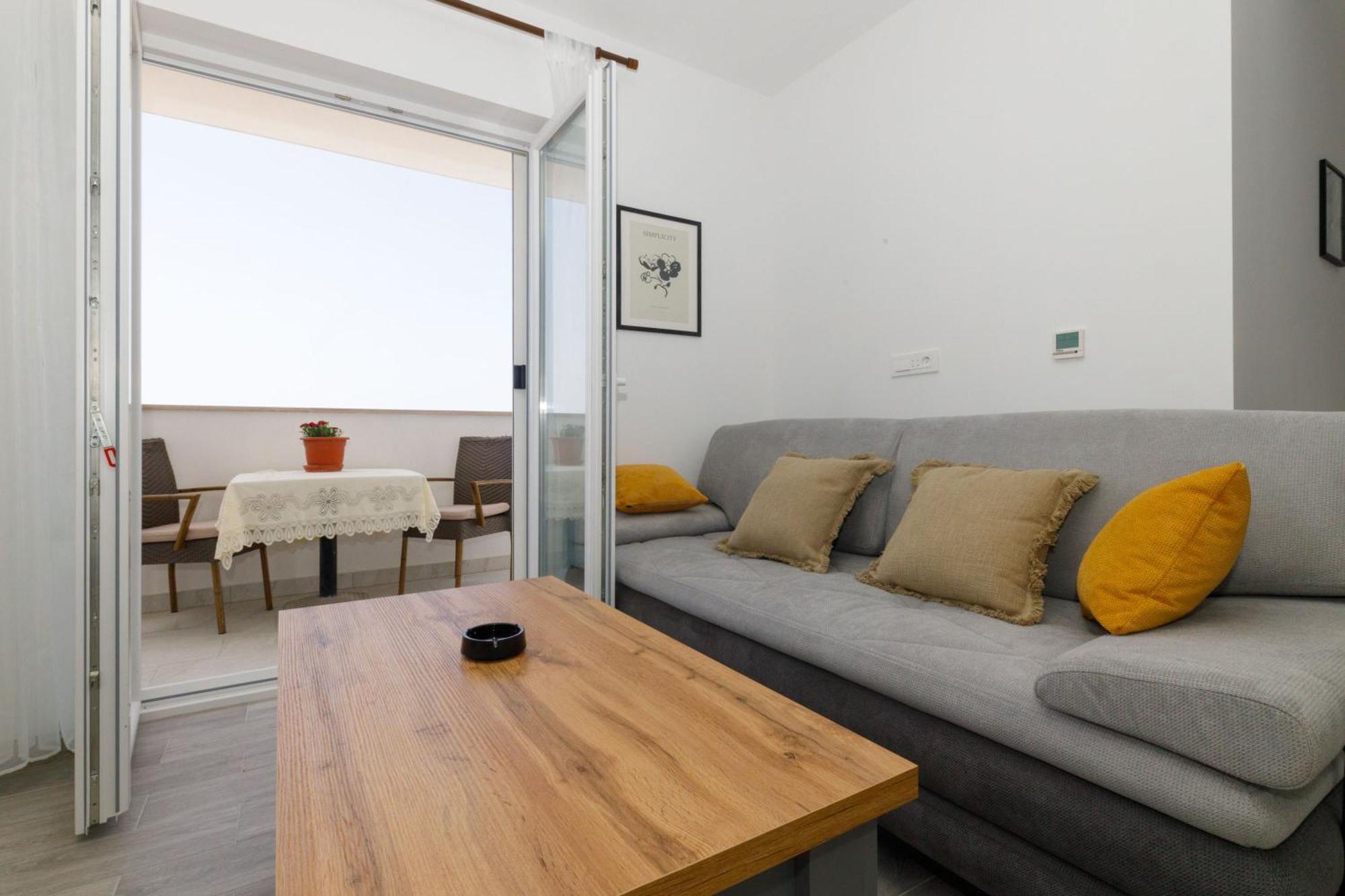 Apartamento Apartman Maro Makarska Exterior foto