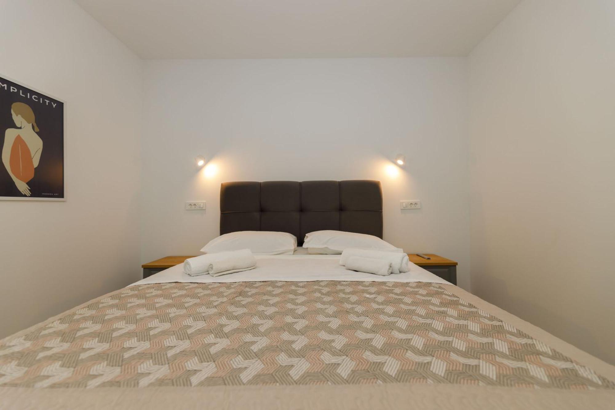 Apartamento Apartman Maro Makarska Exterior foto